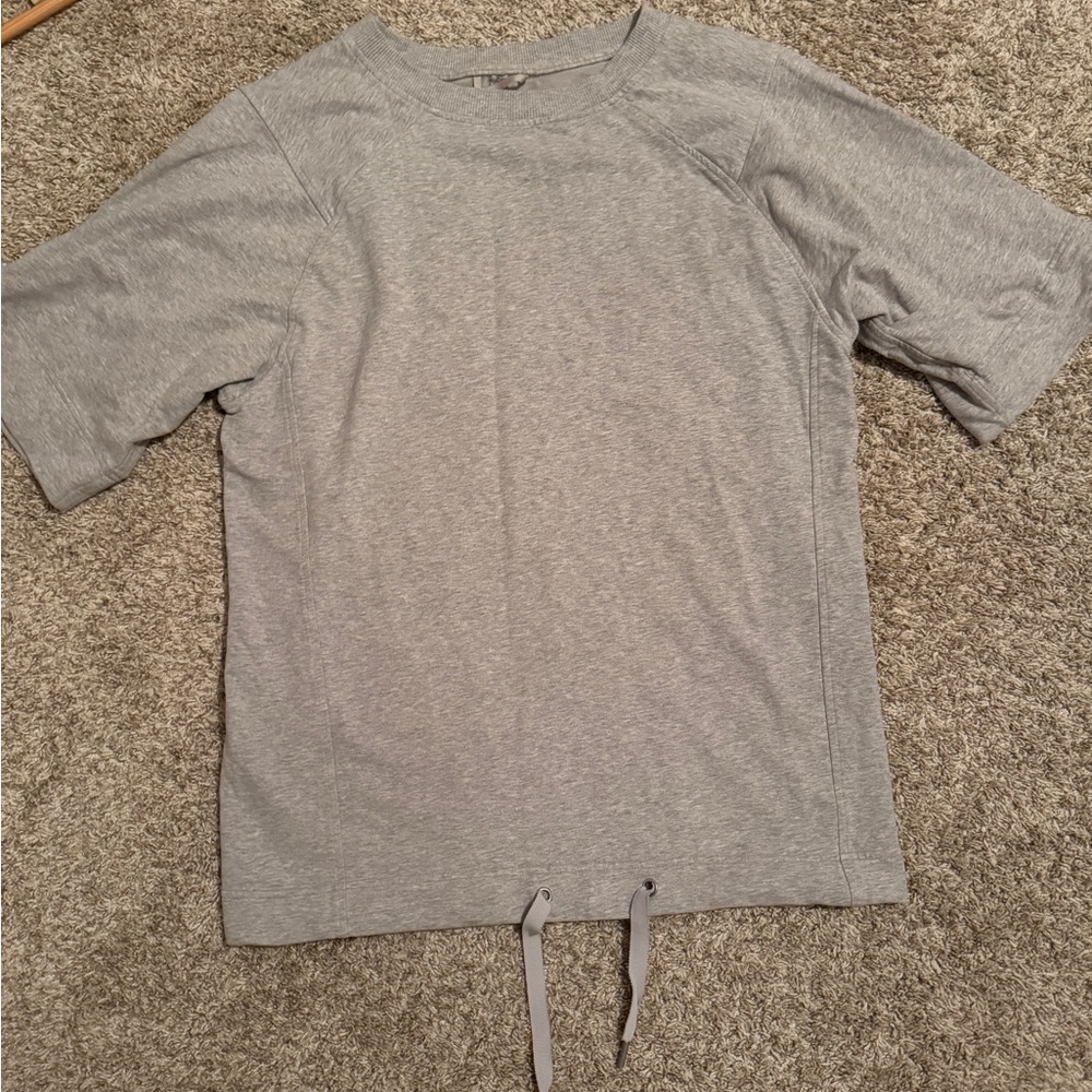 lululemon athletica Gray Short Sleeve Tee